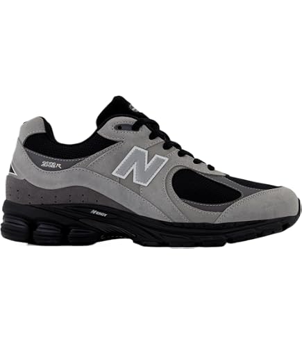 Amazon.com | New Balance 2002R in Black with Magnet | Fashion Sneakers